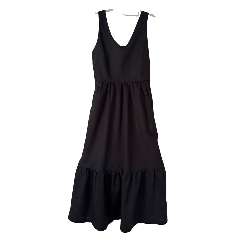 Black Sleeveless V-Neck Maxi Dress - Women - Picture 6 of 11